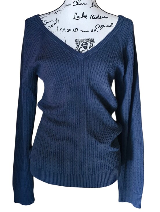 Old Navy Sweaters - Old Navy Women's Deep Blue V‑Neck Cable Knit Sweater